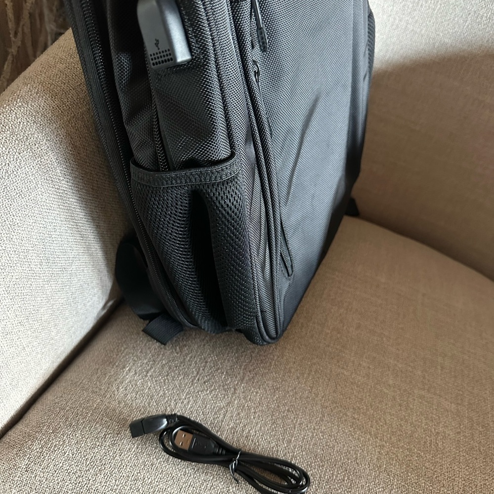 Black Men's Backpack - Picture 4 of 6